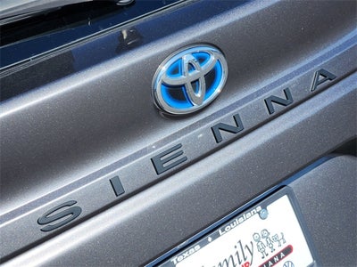 2024 Toyota Sienna XLE 8 Passenger