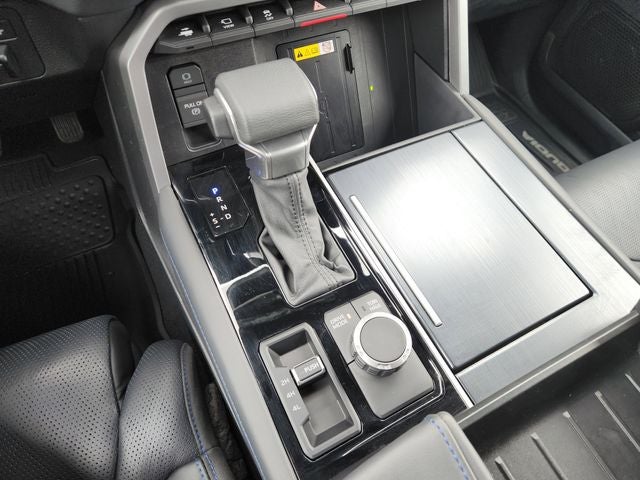 2023 Toyota Sequoia Platinum