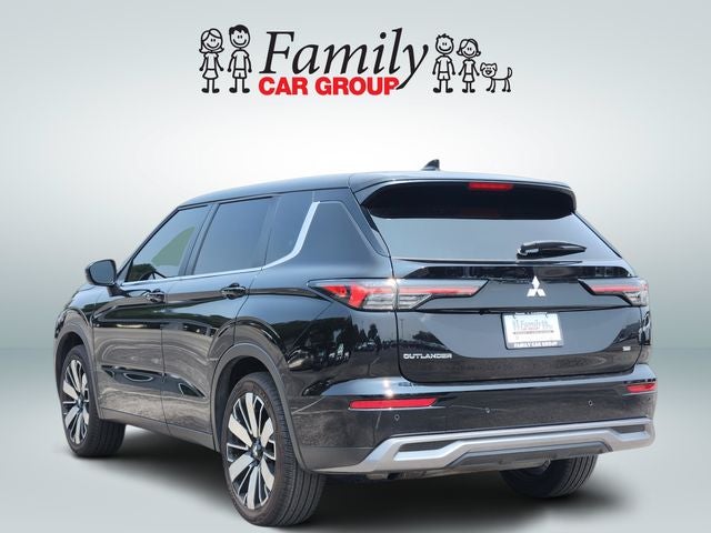 2025 Mitsubishi Outlander SE