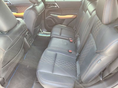 2023 Mitsubishi Outlander PHEV SEL