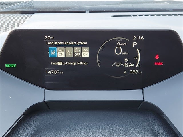 2025 Toyota Prius LE