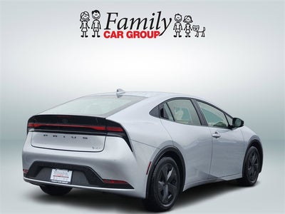 2025 Toyota Prius LE