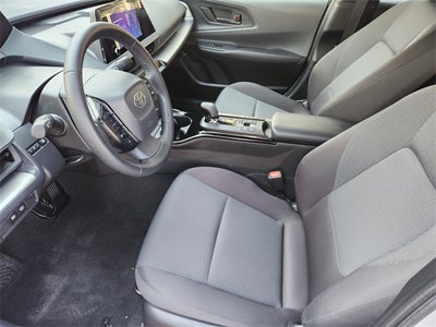 2025 Toyota Prius LE