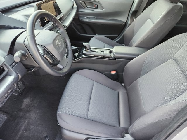 2025 Toyota Prius LE