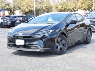 2025 Toyota Prius LE