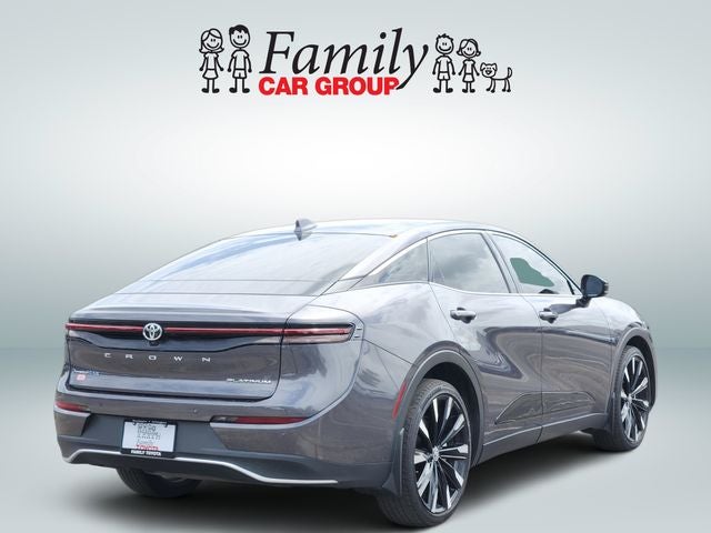 2024 Toyota Crown Platinum