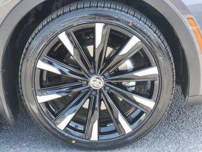 2024 Toyota Crown Platinum