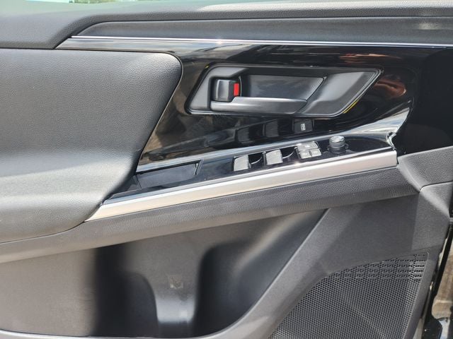 2024 Toyota bZ4X XLE