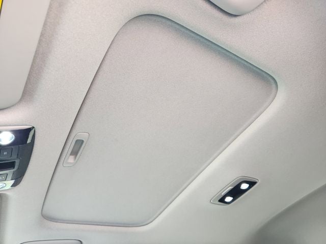 2023 Kia Niro Plug-In Hybrid SX