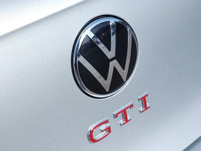 2024 Volkswagen Golf GTI 2.0T SE