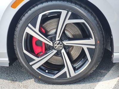 2024 Volkswagen Golf GTI 2.0T SE