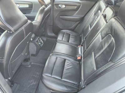 2022 Volvo XC40 T5 Inscription