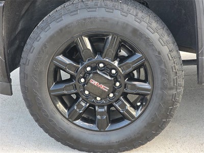 2025 GMC Sierra 2500HD AT4