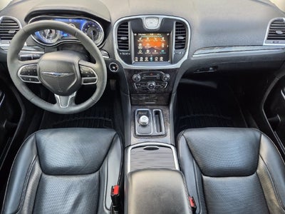2023 Chrysler 300 Touring L