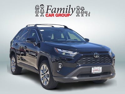 2025 Toyota RAV4 XLE Premium