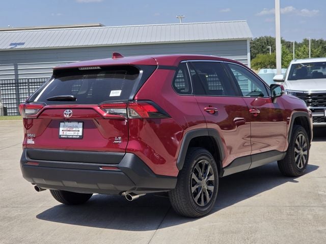 2023 Toyota RAV4 LE