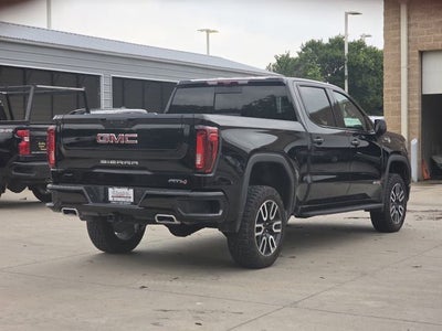 2025 GMC Sierra 1500 AT4
