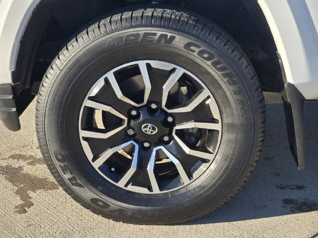 2022 Toyota Tacoma TRD Sport V6