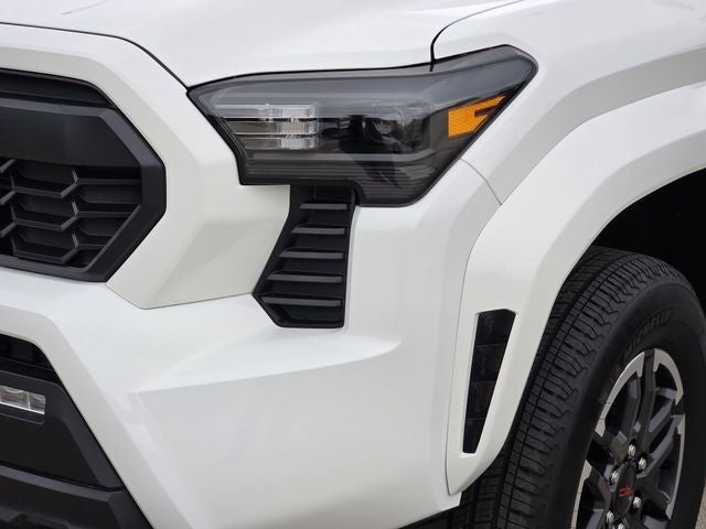 2025 Toyota Tacoma Hybrid TRD Sport