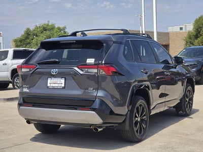 2024 Toyota RAV4 Hybrid SE