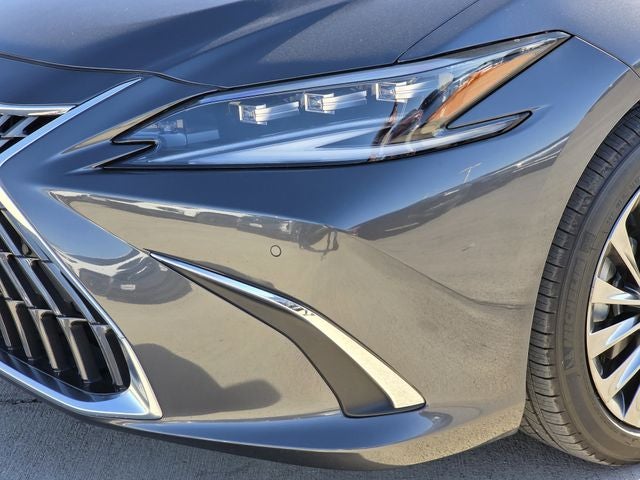 2025 Lexus ES 350 Ultra Luxury