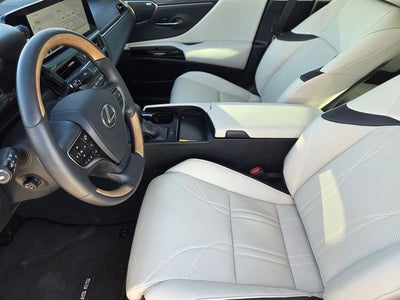 2025 Lexus ES 350 Ultra Luxury