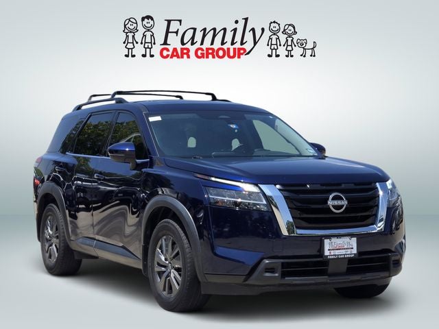 2022 Nissan Pathfinder SV