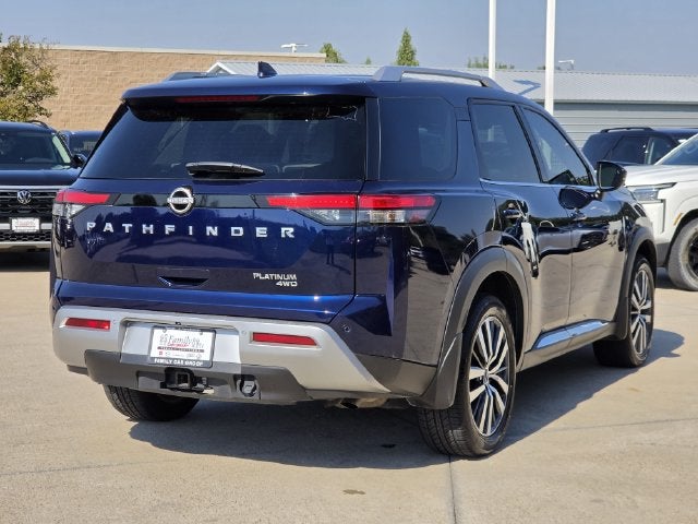 2022 Nissan Pathfinder Platinum