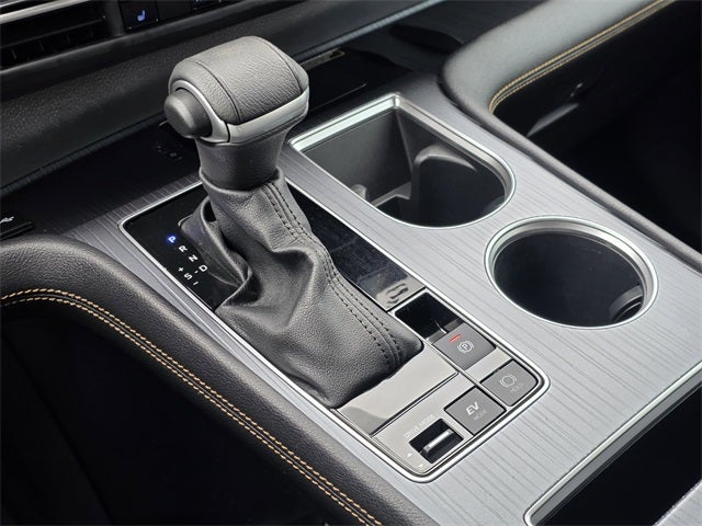 2023 Toyota Sienna Woodland Edition 7 Passenger