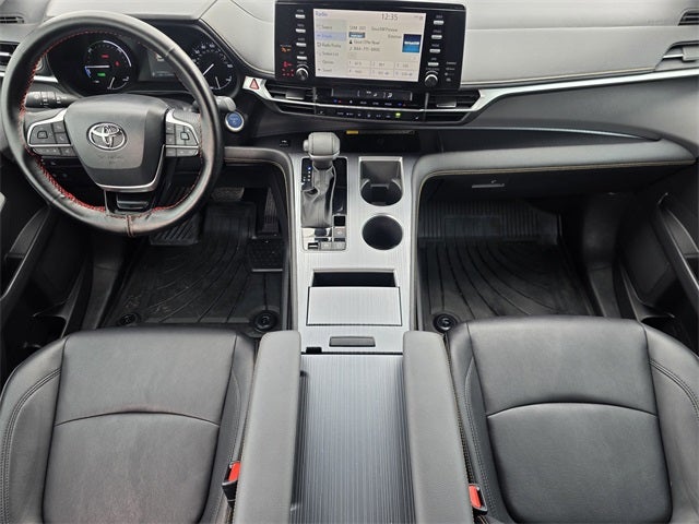 2023 Toyota Sienna Woodland Edition 7 Passenger