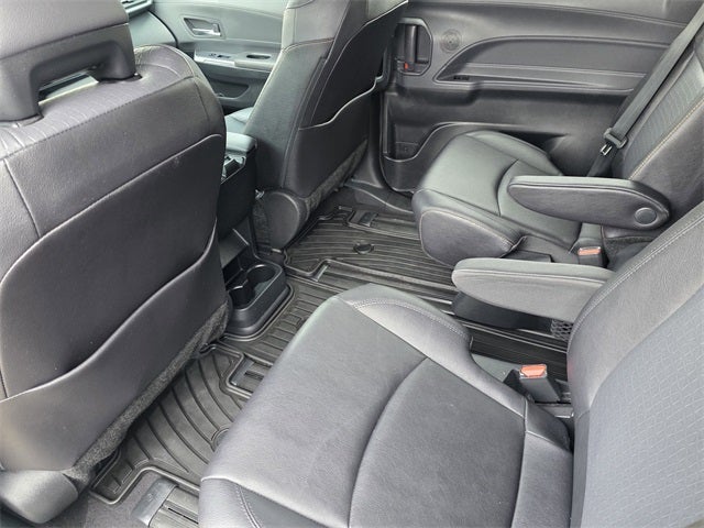2023 Toyota Sienna Woodland Edition 7 Passenger