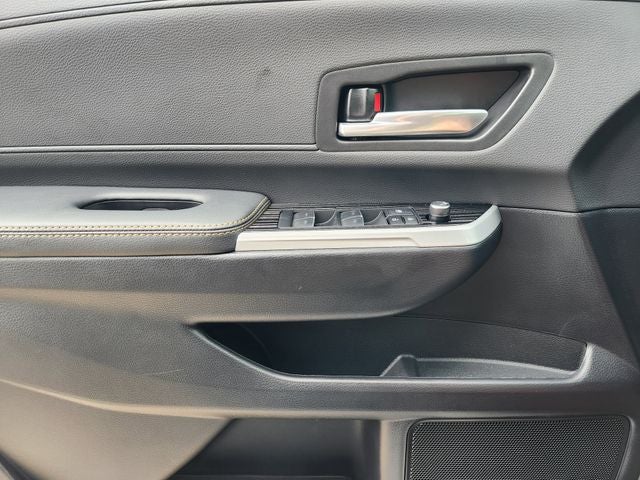 2025 Toyota Sienna Woodland Edition 7 Passenger