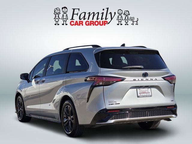 2025 Toyota Sienna Woodland Edition 7 Passenger