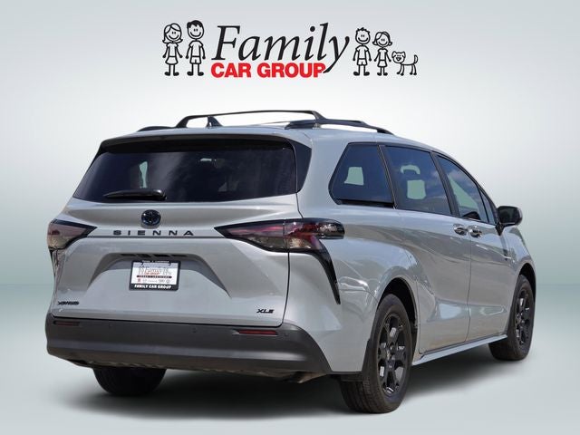 2025 Toyota Sienna Woodland Edition 7 Passenger