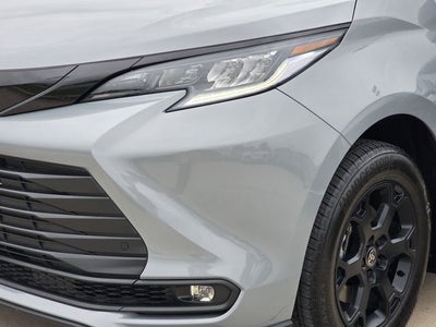 2025 Toyota Sienna Woodland Edition 7 Passenger