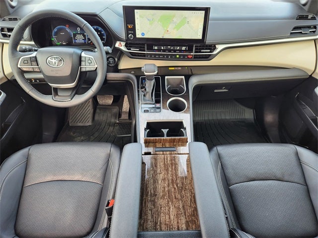 2025 Toyota Sienna Platinum 7 Passenger