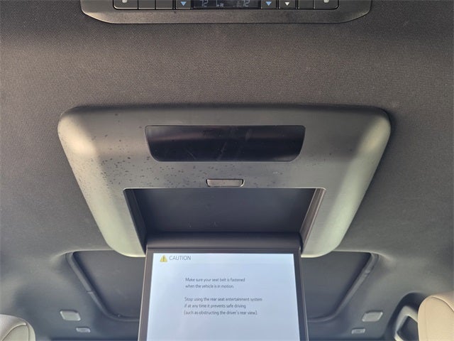 2025 Toyota Sienna Platinum 7 Passenger