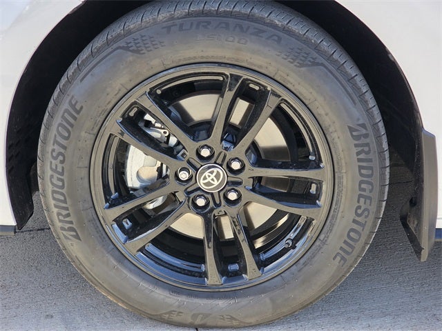 2025 Toyota Sienna Platinum 7 Passenger