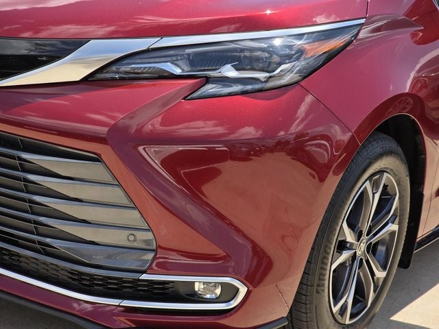 2026 Toyota Sienna Platinum 7 Passenger