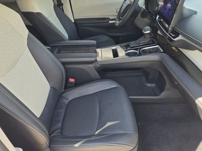 2026 Toyota Sienna Platinum 7 Passenger