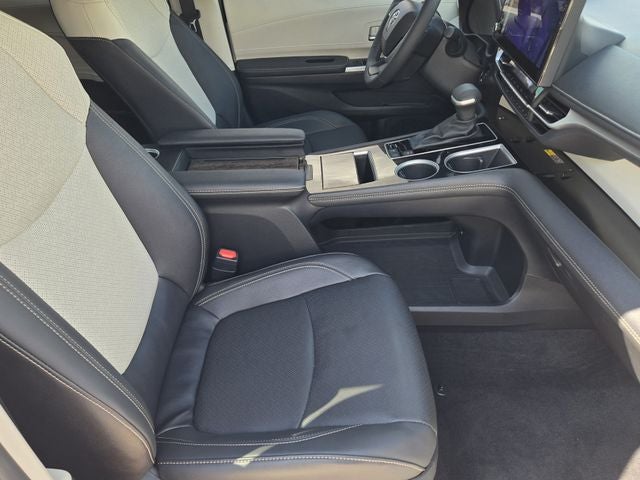 2026 Toyota Sienna Platinum 7 Passenger