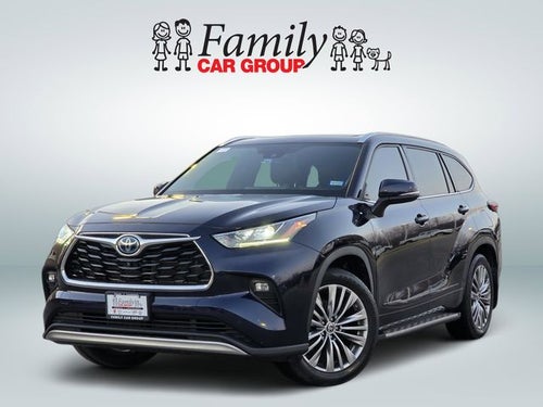 2022 Toyota Highlander Hybrid Platinum