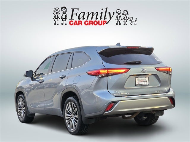 2022 Toyota Highlander Platinum
