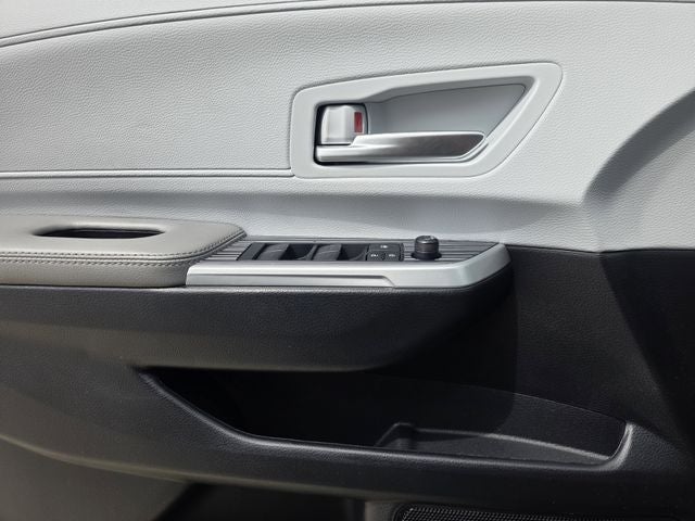 2025 Toyota Sienna XLE 8 Passenger