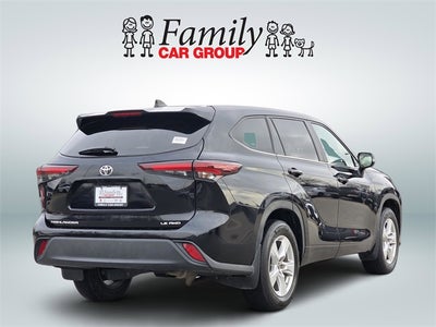 2024 Toyota Highlander LE