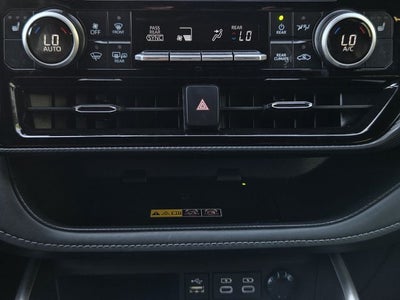 2025 Toyota Highlander XSE