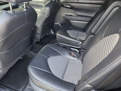 2025 Toyota Highlander XSE