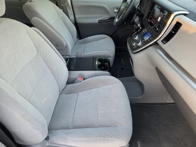 2020 Toyota Sienna LE 8 Passenger
