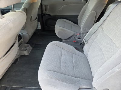 2020 Toyota Sienna LE 8 Passenger