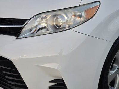 2020 Toyota Sienna LE 8 Passenger